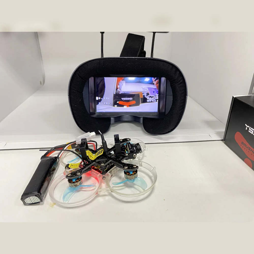 FPV Goggles 008D 5.8G 40CH 4.3 - огляд і ціна Fpv Goggles Headset